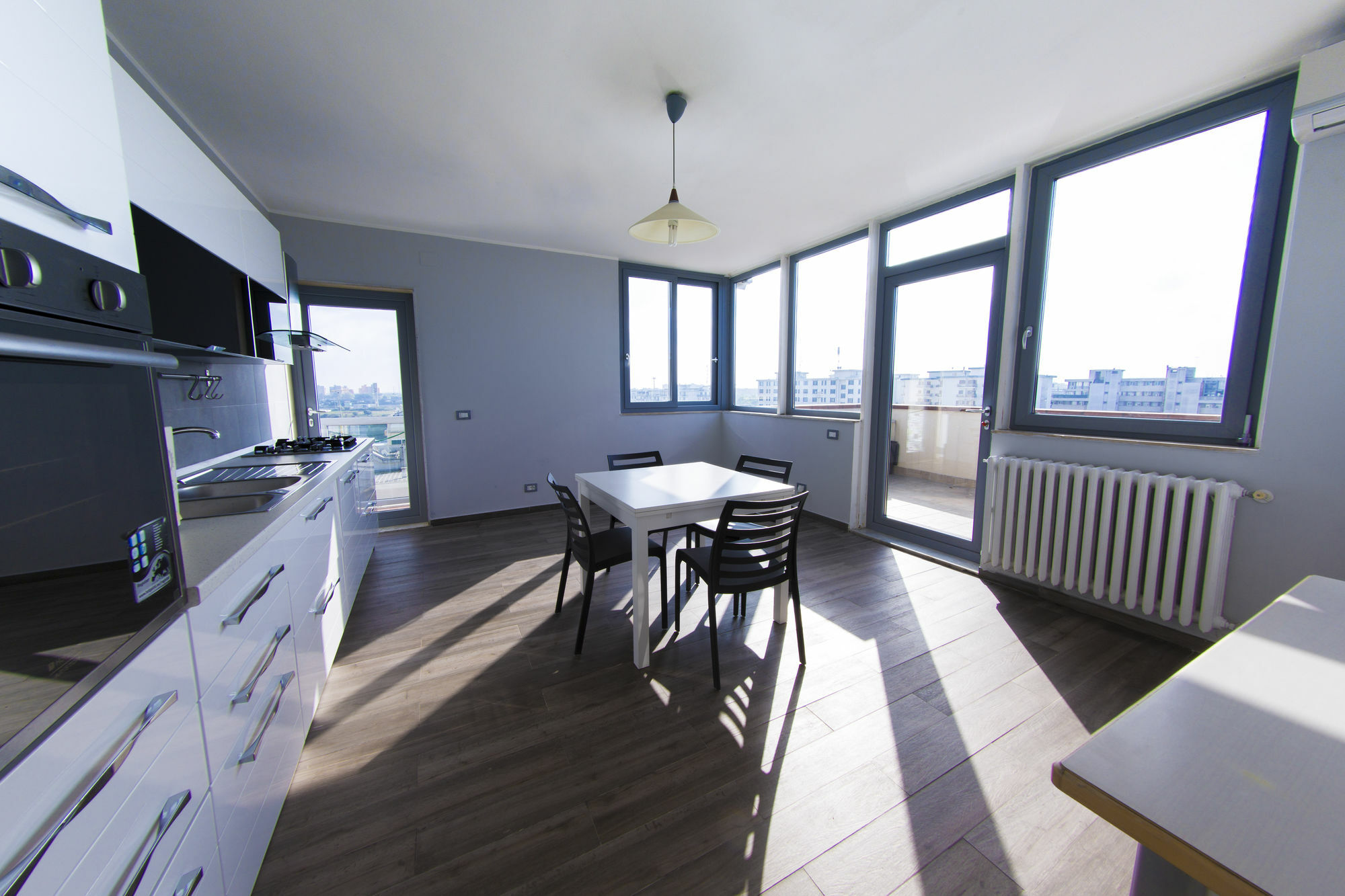 Penthouse Station Luxury Suites & Apartment Brindisi Ngoại thất bức ảnh