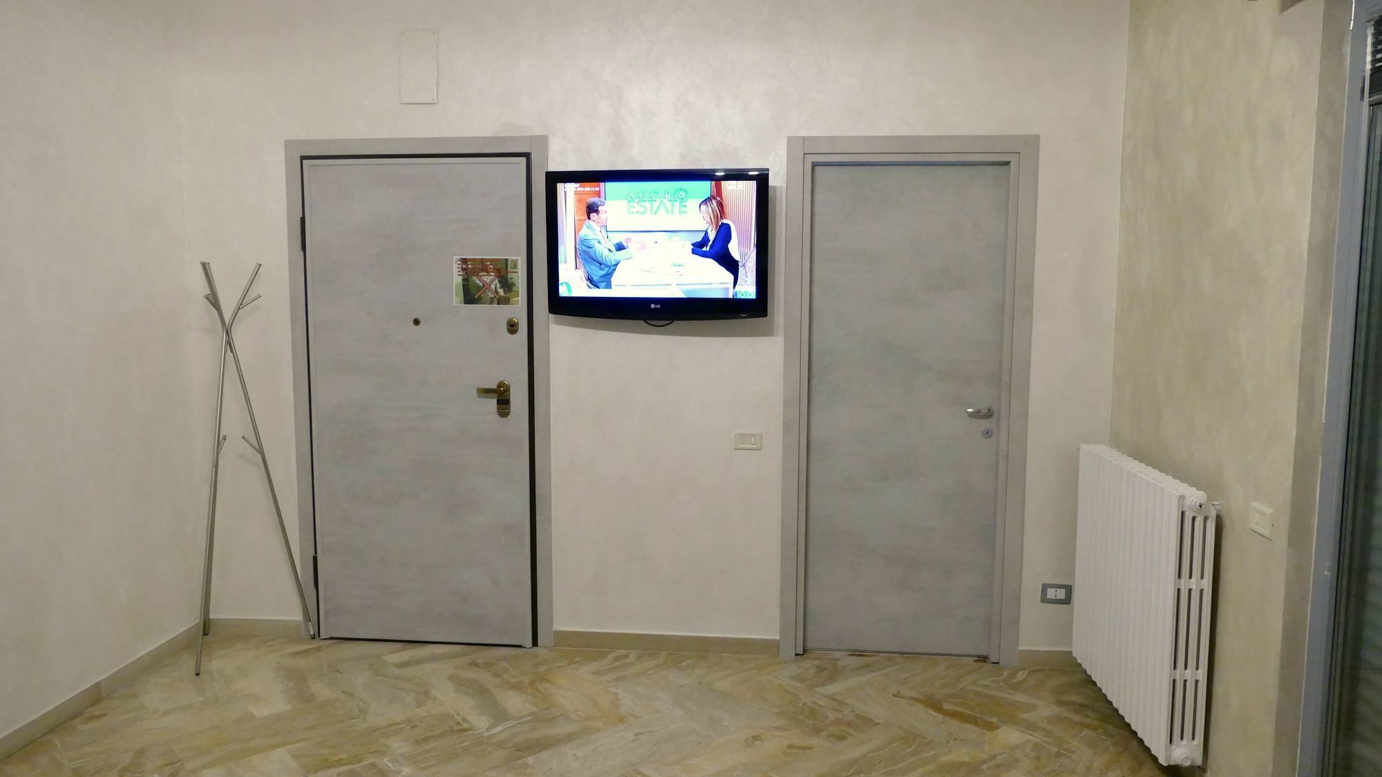 Penthouse Station Luxury Suites & Apartment Brindisi Ngoại thất bức ảnh